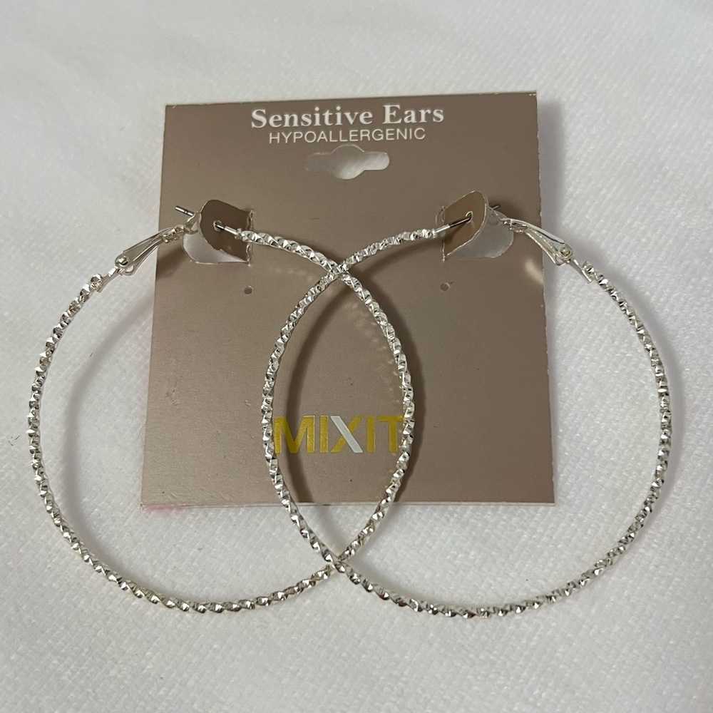 Mixit Silver Tone Hoop Earrings NEW Click Back Sensitive Hypoallergenic